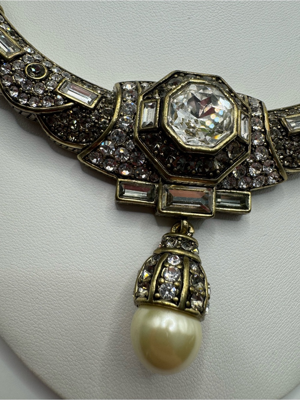 Heidi Daus “Lavish Layers” Art Deco style necklace, minor flaws as pictured. - Picture 3 of 8